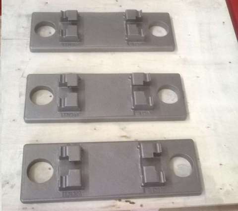 OEM Sand Casting, Iron Casting, Pinch Plate Cating for Railway